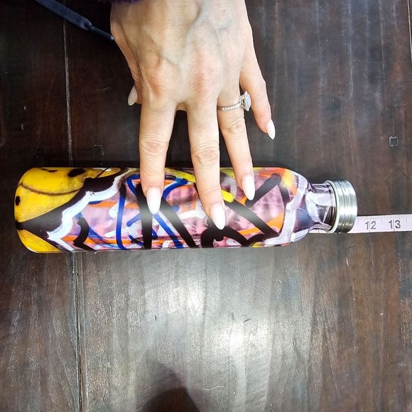 Manna Water Bottle unique pattern GRAFFITI - Picture 5 of 5